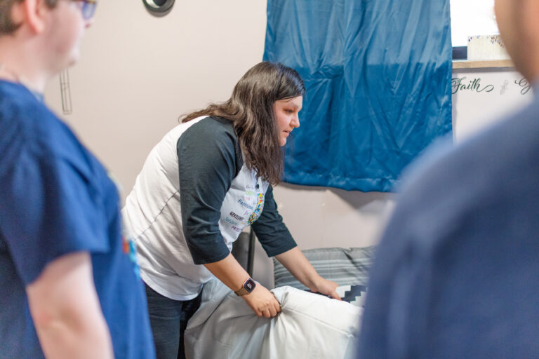 Southwest Ohio EchoingU Learning new skills – making a bed
